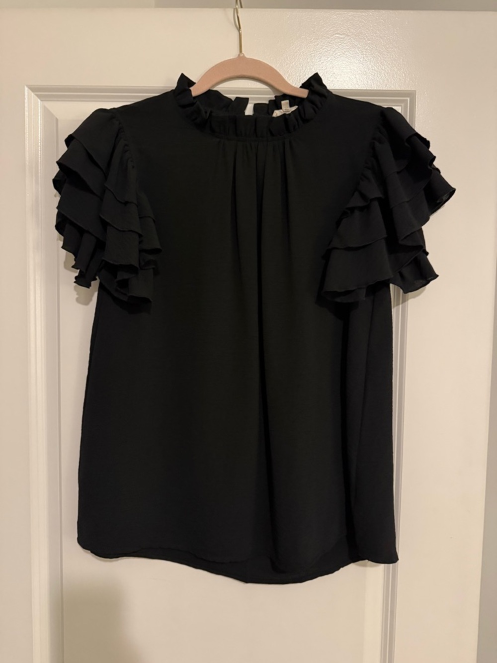 JODIFL Black Ruffle Sleeve Blouse